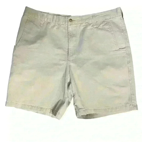 Woolrich Mens Khaki Flat Front Shorts size 36. Classic Vacation Casual - Picture 2 of 6